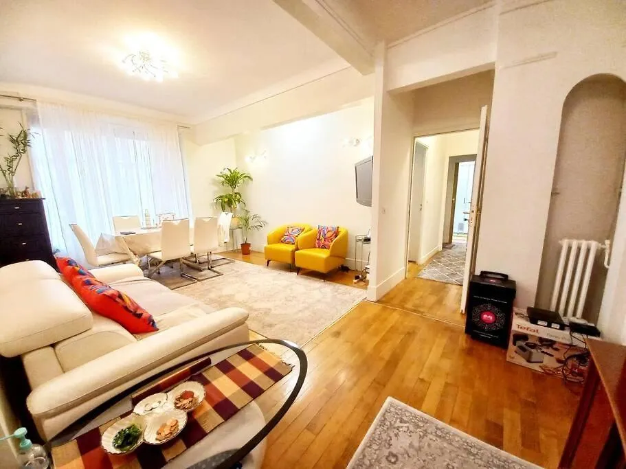 16 Michel-ange Les Beaux Quartiers De Lejlighed Paris